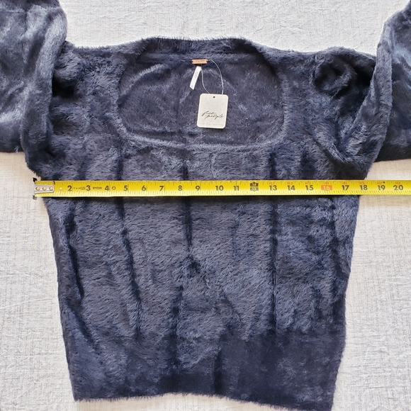 🆕️Free People Black Moonbeam Cropped Soft Boho-Chic Sweater SZ Medium - Picture 9 of 13